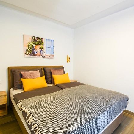 Apartment Grey&Yellow Zadar Dış mekan fotoğraf