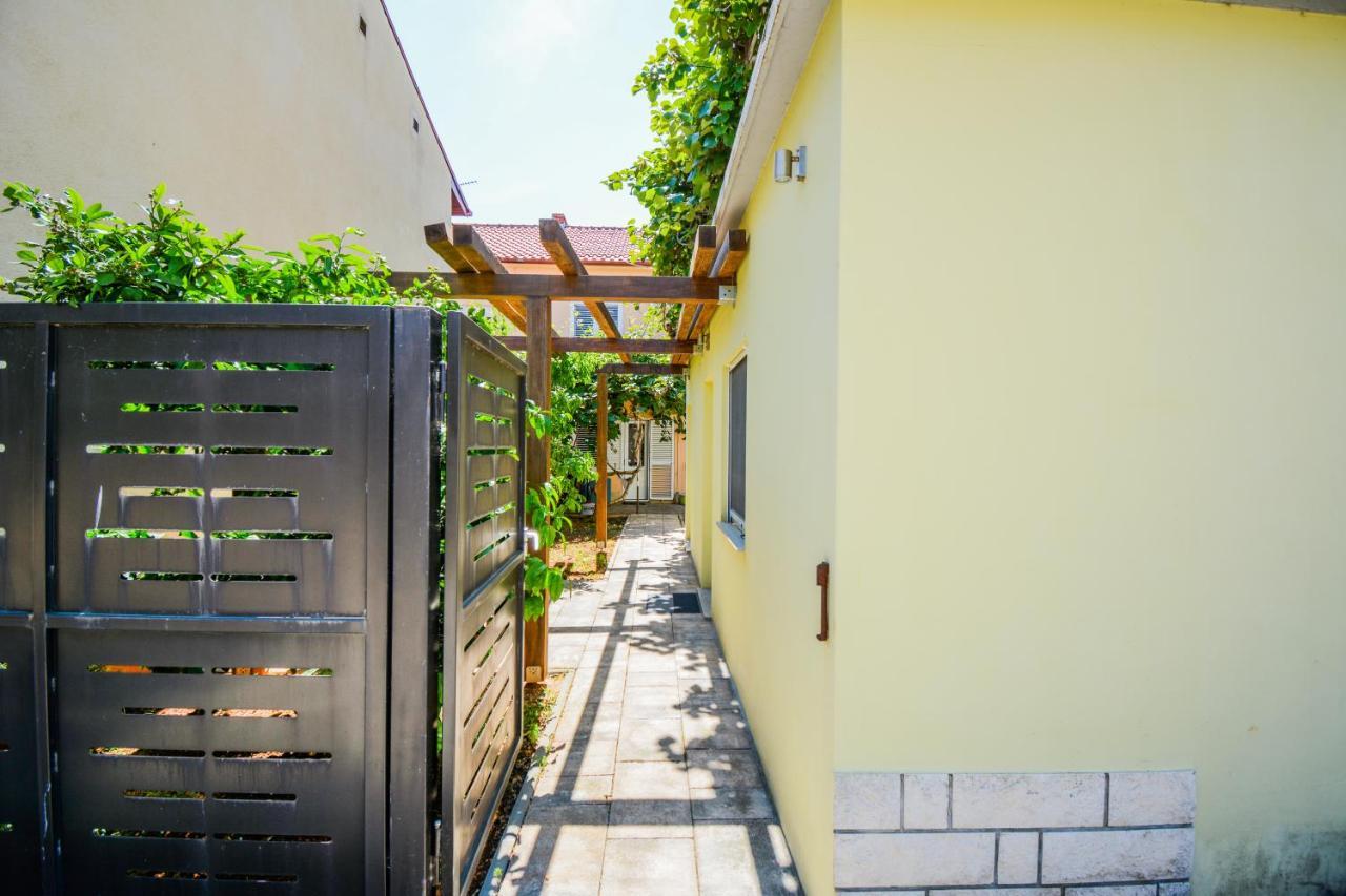 Apartment Grey&Yellow Zadar Dış mekan fotoğraf